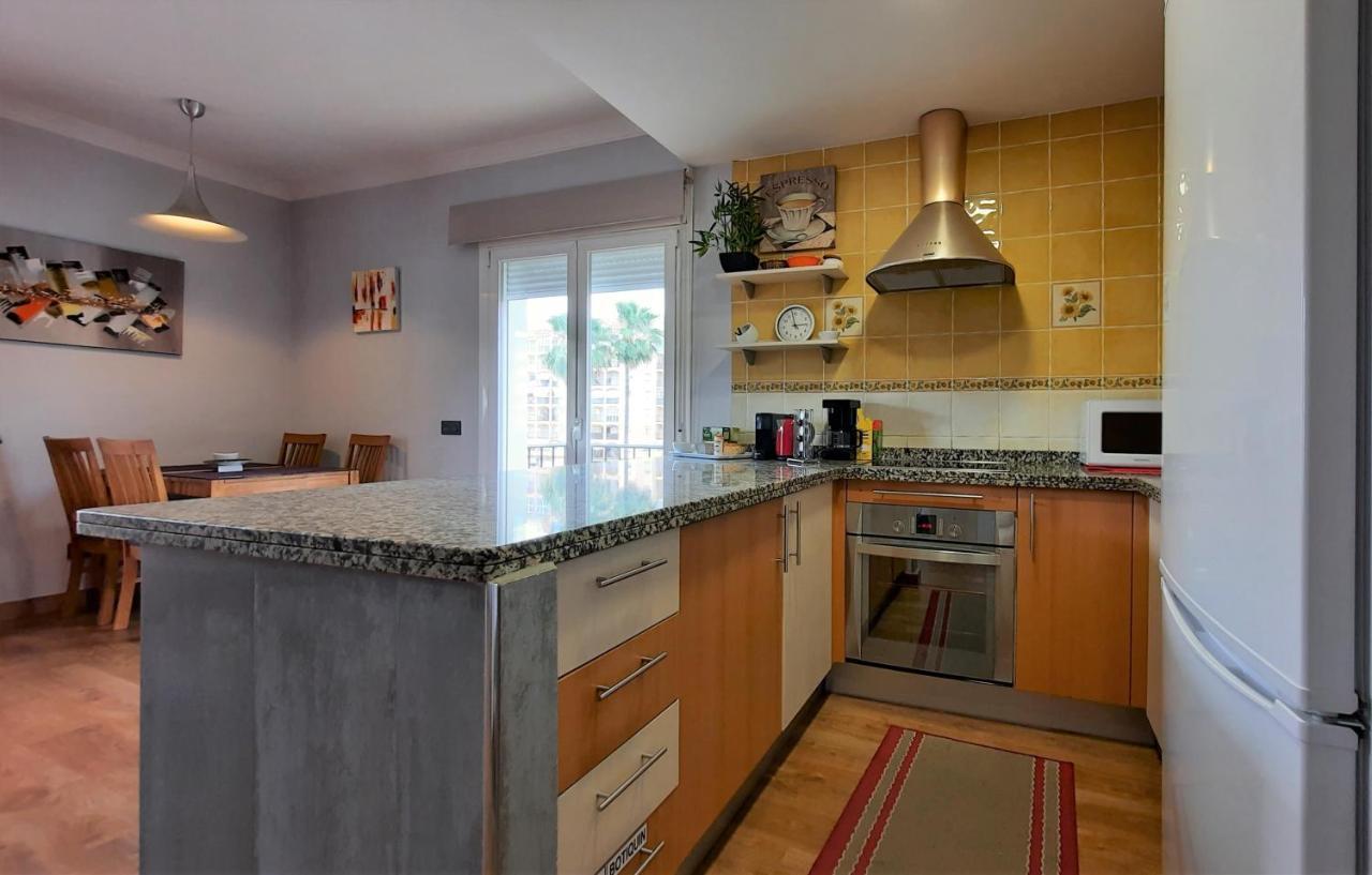 Apartamento Capri Los Boliches Wifi Gratis Beach 100M Fuengirola Zewnętrze zdjęcie
