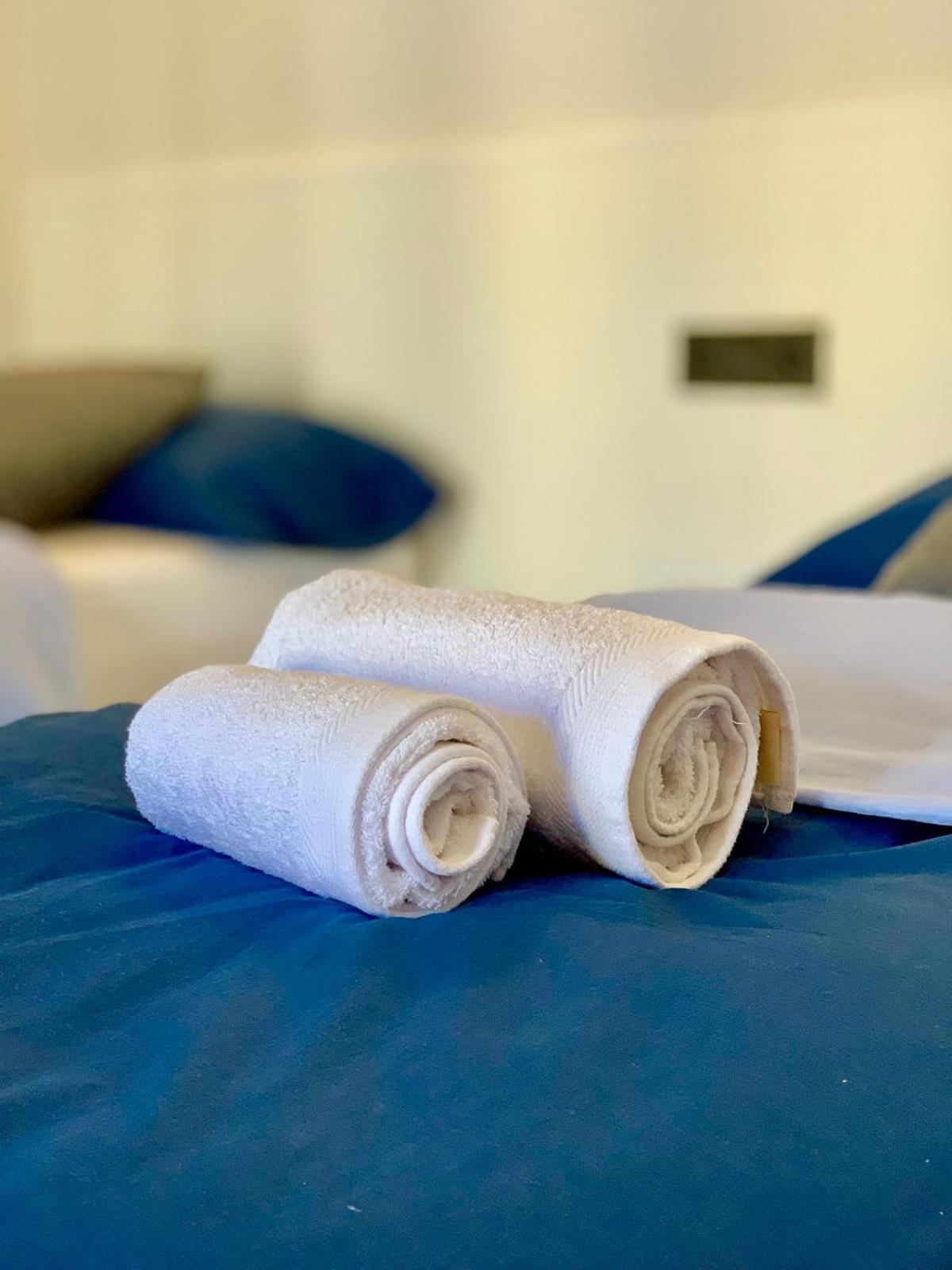 Apartamento Capri Los Boliches Wifi Gratis Beach 100M Fuengirola Zewnętrze zdjęcie